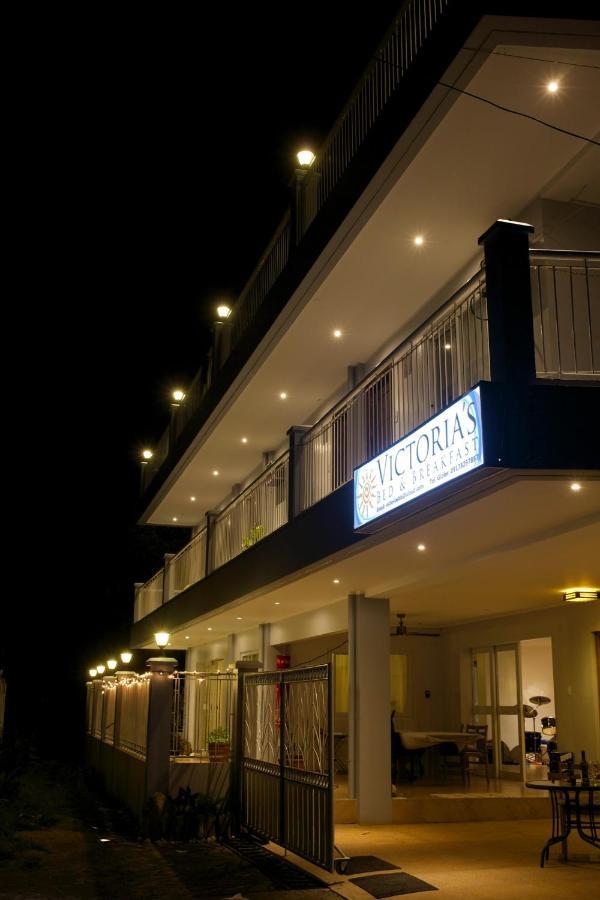 Victoria'S Bed & Breakfast Puerto Galera Buitenkant foto