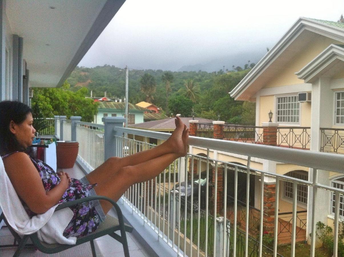 Victoria'S Bed & Breakfast Puerto Galera Buitenkant foto